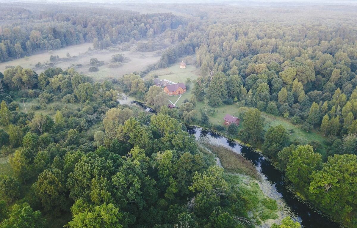 Брянщина, пейзаж с рекой и деревней